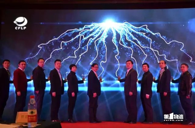 中國(guó)快遞物流指數(shù)首發(fā)！商務(wù)快遞發(fā)展枯榮線能讀出什么？